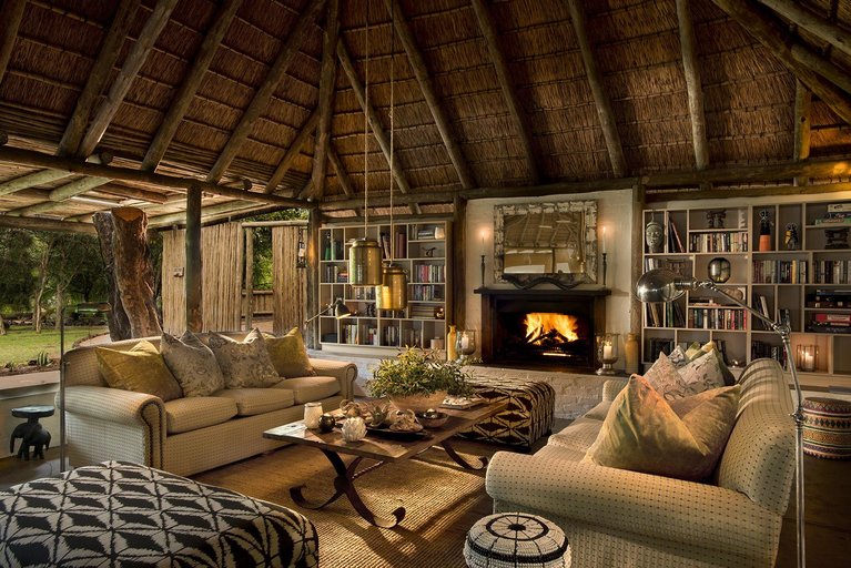tanda-tula-safari-camp-facilities-interior-lounge-02_-_767w